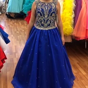 Pageant dress